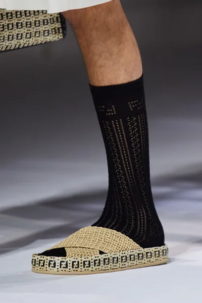 Look 34